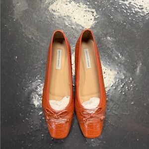 Saks Fifth Avenue Orange Croc-Embossed Flats